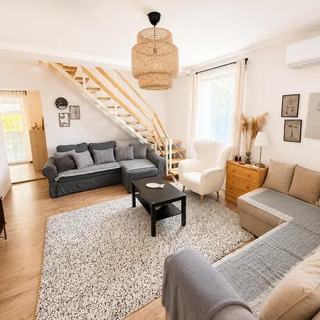 Apartman Pinty Paradise *